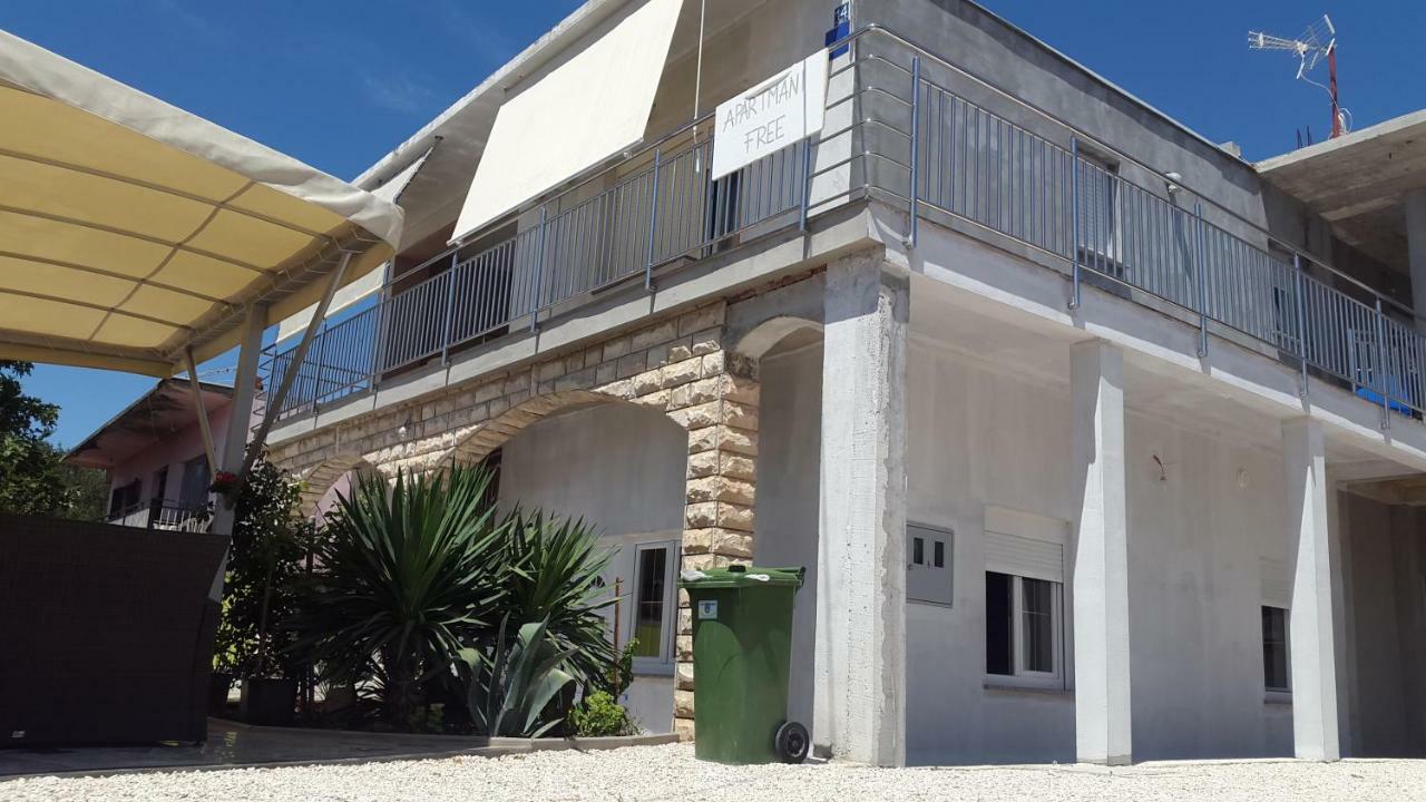 Apartmani Lamani بيبينيا المظهر الخارجي الصورة
